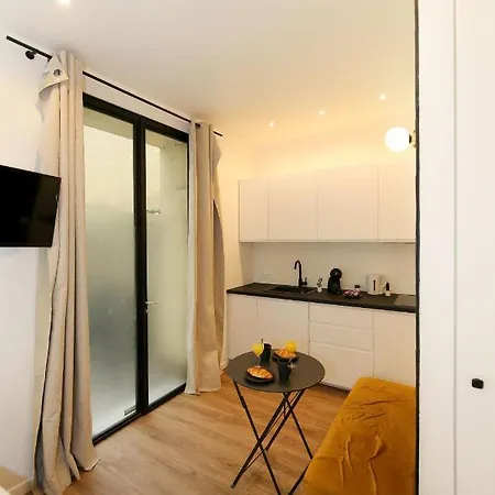 Fonctionnel Equipe Proche Metro - 2p - Flat-guest דירה *