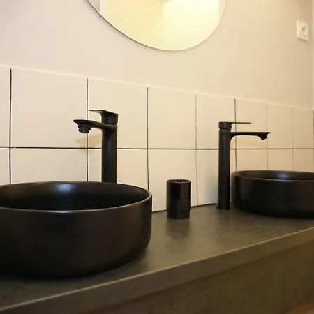 Apartment Fonctionnel Equipe Proche Metro - 2p - Flat-guest *