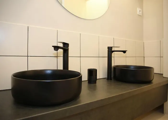 Apartment Fonctionnel Equipe Proche Metro - 2p - Flat-guest *