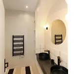 Fonctionnel Equipe Proche Metro - 2p - Flat-guest Apartamento Paris